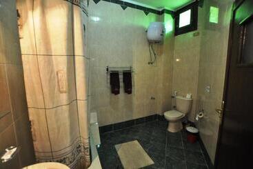 هتل El Nakhil
