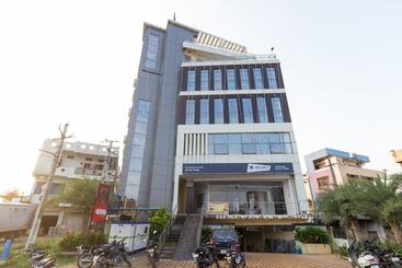 هتل Royal Plaza