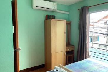 You&me Hostel