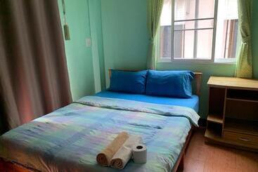 You&me Hostel