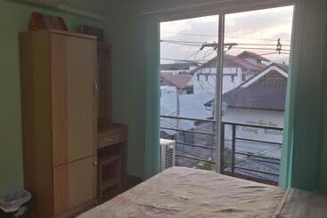 You&me Hostel