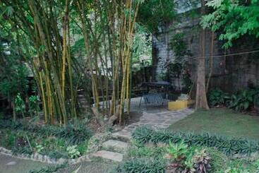 هاستل Oasis Balili Heritage Lodge
