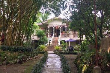 هاستل Oasis Balili Heritage Lodge