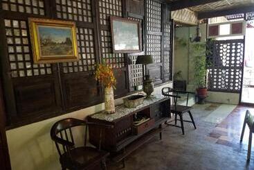 هاستل Oasis Balili Heritage Lodge