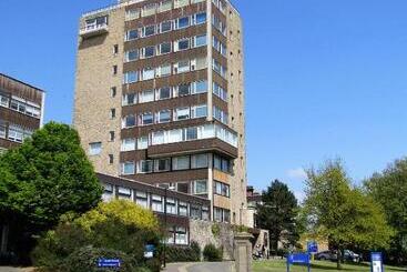 تختخواب و صبحانه Athollbank Guest House