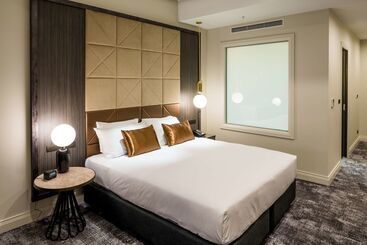 هتل Doubletree By Hilton Wellington