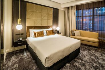 هتل Doubletree By Hilton Wellington