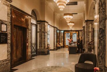 هتل Doubletree By Hilton Wellington
