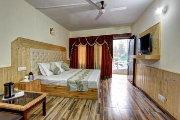 هتل Highway Inn