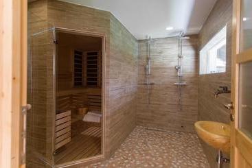 تختخواب و صبحانه Butterfly Lodge