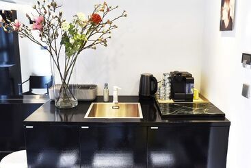 تختخواب و صبحانه Stuart Luxury Rooms