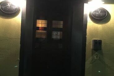 تختخواب و صبحانه The Harvest Coaching Inn