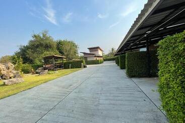 Chill Chill Resort