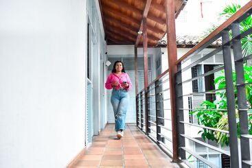 هتل Aluna Hostel B&b