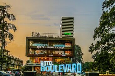 هتل Boulevard