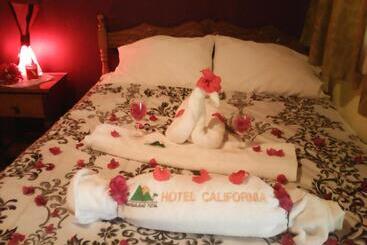 هتل California