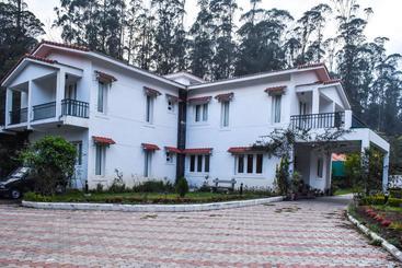 Fab Green Forest Resort