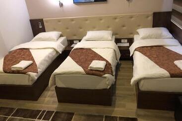 Aen Hotel Old City