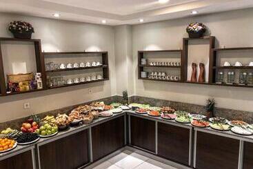 Aen Hotel Old City