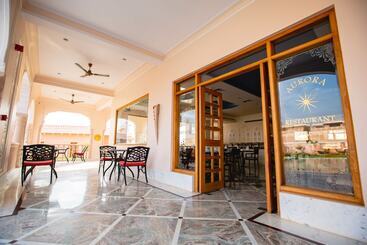 Buena Vista Luxury Garden Spa Resort