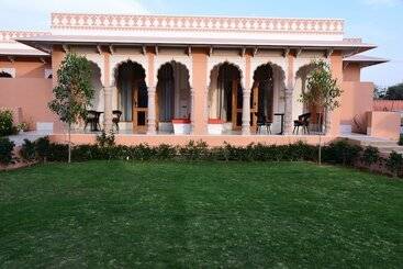Buena Vista Luxury Garden Spa Resort