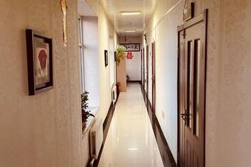 Hotel 哈尔滨机场东方红运宾馆
