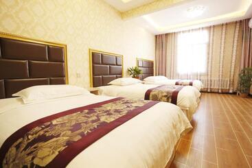 Hotel 哈尔滨机场东方红运宾馆
