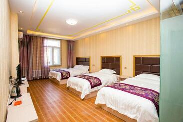Hotel 哈尔滨机场东方红运宾馆