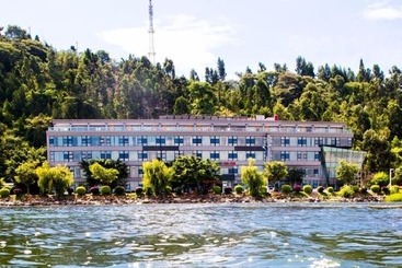 هتل Greentree Inn Dali Erhai Binhai Ave Seaview Business