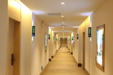 هتل Greentree Inn Dali Erhai Binhai Ave Seaview Business