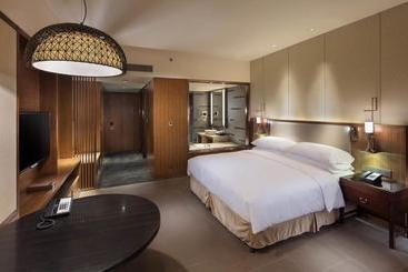 هتل Hilton Huizhou Longmen Resort