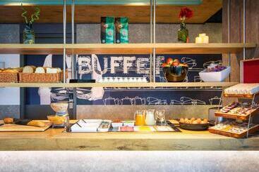 Отель Ibis Budget Rotterdam The Hague Airport