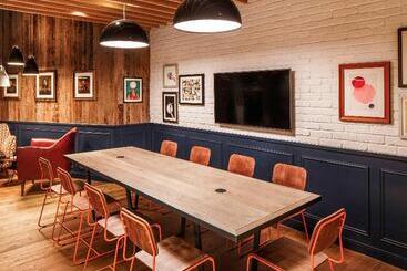 هتل Ibis London Canning Town
