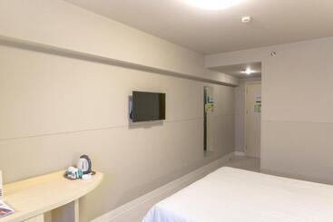 هتل Jinjiang Inn Select Tianshui Railway Station Jindu Plaza