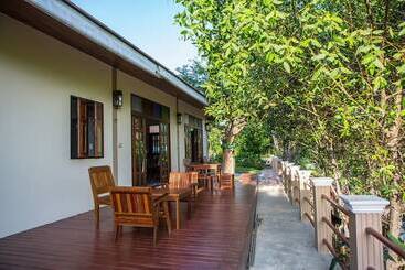 هتل Oh Amphawa Boutique Resort