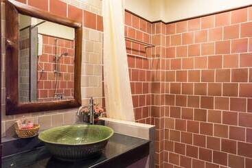 هتل Oh Amphawa Boutique Resort