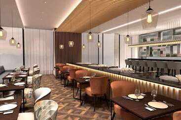 هتل Radisson Lucknow City Center