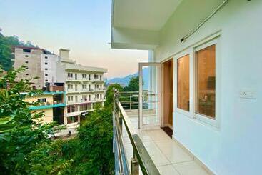 هتل Super Townhouse Tapovan Formerly Shiv Inn