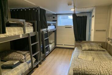 Jasper Downtown Hostel