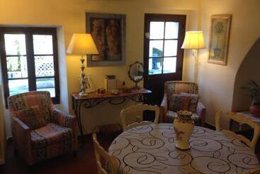 B&b With Charm, Quiet, Kitchen, Sw Pool