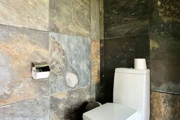 تختخواب و صبحانه Aqua Star Villa Homestay