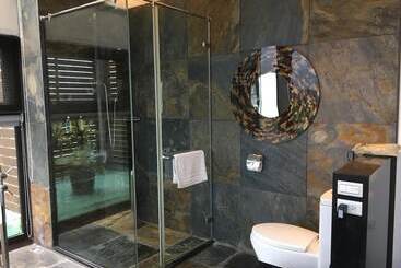 تختخواب و صبحانه Aqua Star Villa Homestay