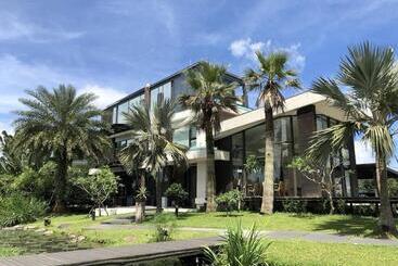تختخواب و صبحانه Aqua Star Villa Homestay