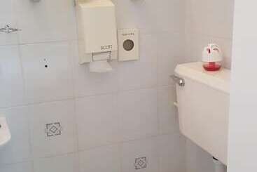تختخواب و صبحانه The Ratcliffe Guest House