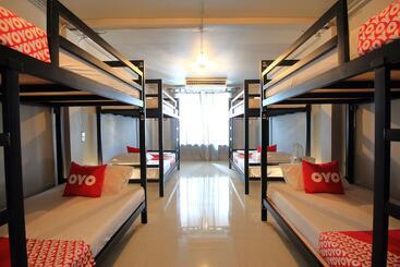Guyasuka Hostel&cafe