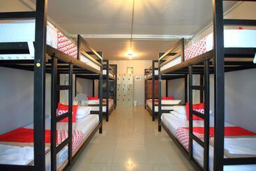 Guyasuka Hostel&cafe