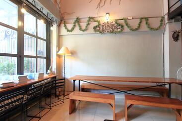 Guyasuka Hostel&cafe