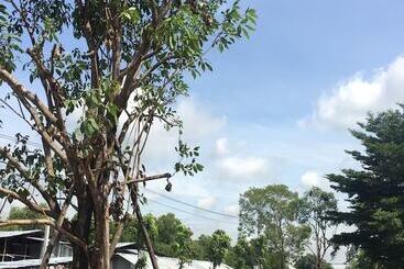 酒店 Bangkok Boutique Resort Rangsit