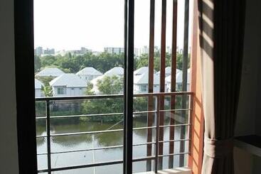 酒店 Bangkok Boutique Resort Rangsit