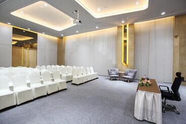 Brighton Grand Hotel Pattaya   Sha Extra Plus